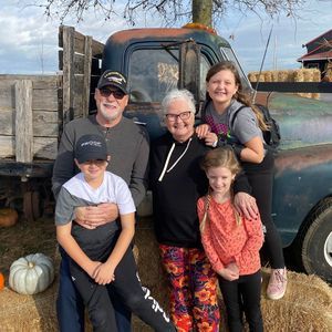 Meet your Posher, Lee